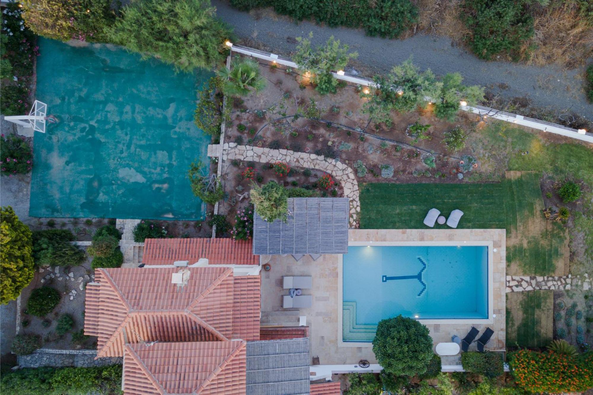 Villa Nefeli Thermisia ภายนอก รูปภาพ