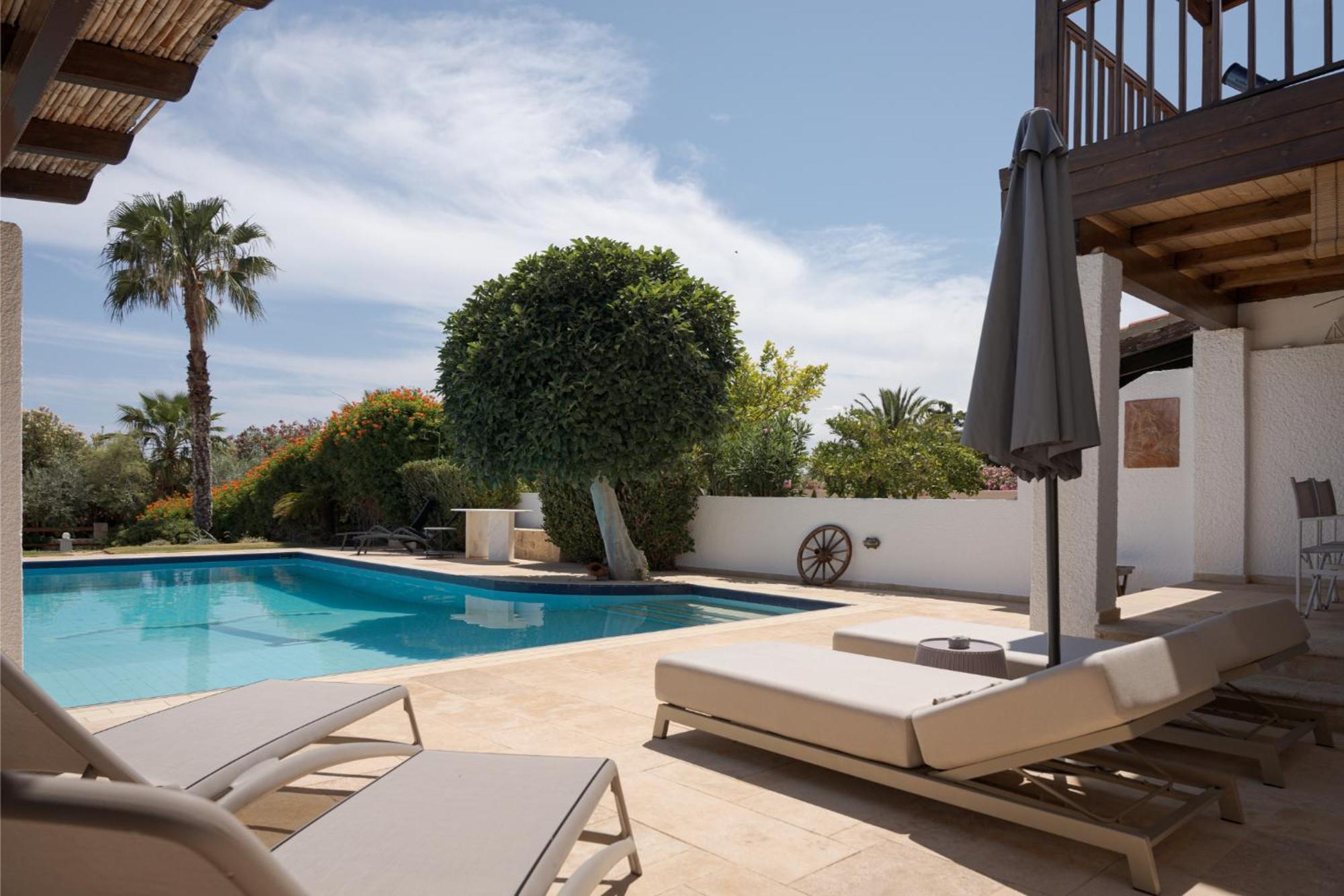 Villa Nefeli Thermisia ภายนอก รูปภาพ